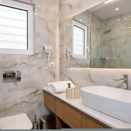 Cherry Central Luxury Suites Chania  Exterior photo